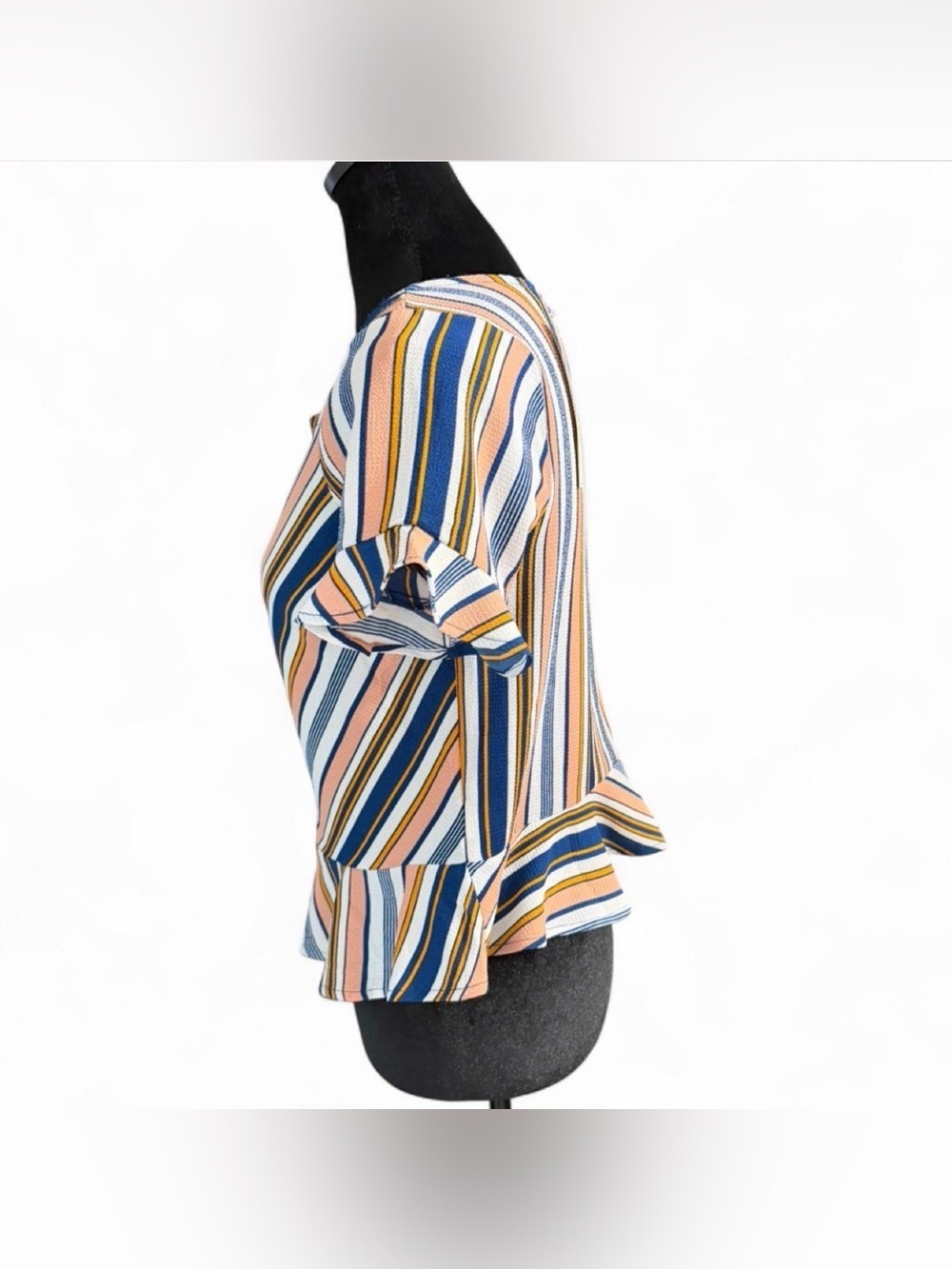 Monteau Los Angeles NWT Striped Peplum Blouse Size Small Flutter Sleeve Chevron - Picture 3 of 6
